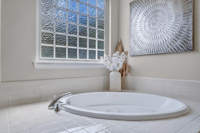 503 Lohse Ct, Lincoln, CA 95648