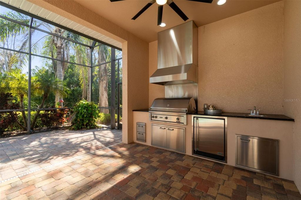 Image 50 of property listing at 2630 GRAND LAKESIDE DRIVE, Palm Harbor, FL 34684