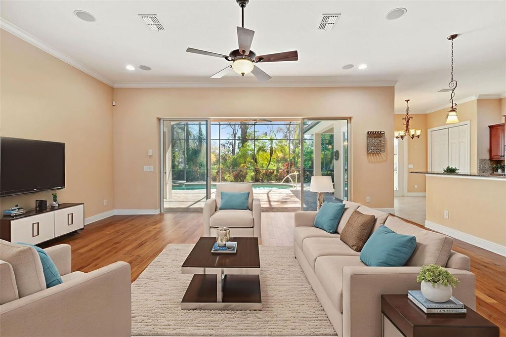 Image 7 of property listing at 2630 GRAND LAKESIDE DRIVE, Palm Harbor, FL 34684