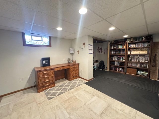 1507 Minor LANE, Waukesha, WI 53189