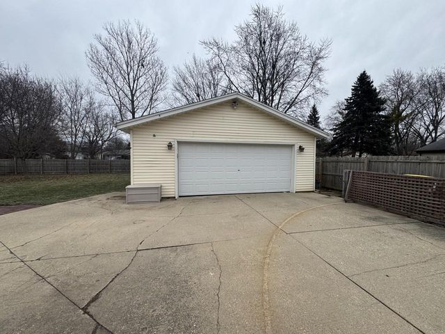 1507 Minor LANE, Waukesha, WI 53189