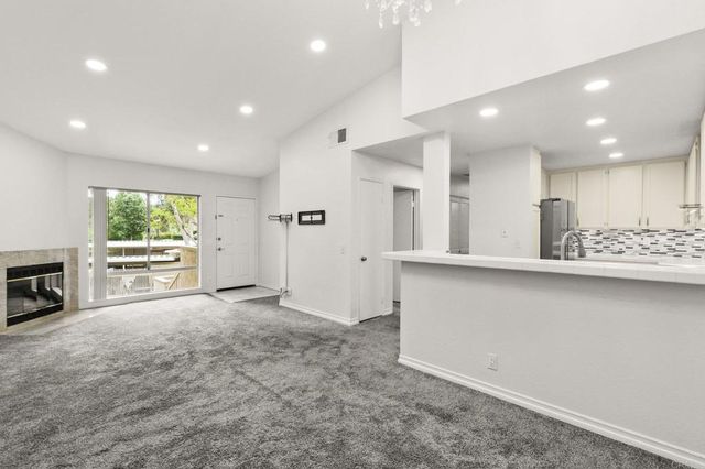 11525 Fury Ln 96, El Cajon, CA 92019