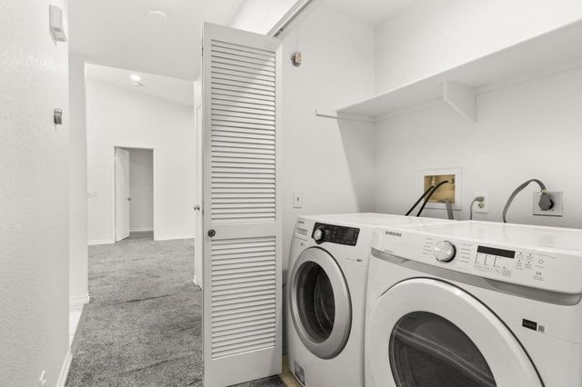 11525 Fury Ln 96, El Cajon, CA 92019