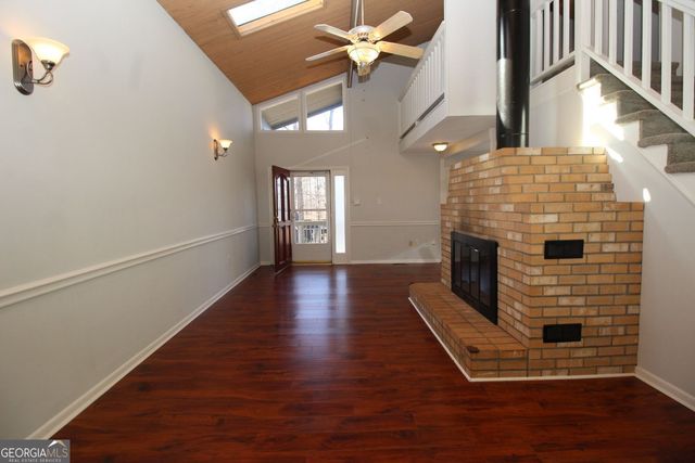 9240 Nova Drive, Gainesville, GA 30506