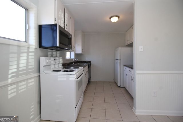9240 Nova Drive, Gainesville, GA 30506