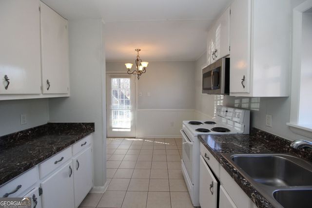 9240 Nova Drive, Gainesville, GA 30506