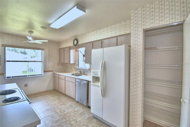 4828 SQUIRE HOLLOW DRIVE, Lakeland, FL 33811