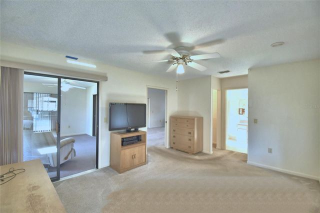 4828 SQUIRE HOLLOW DRIVE, Lakeland, FL 33811