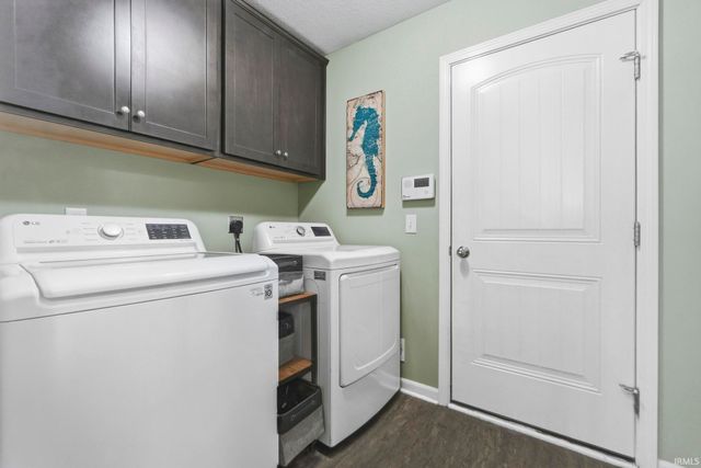 3810 Victoria Lakes Court, New Haven, IN 46774