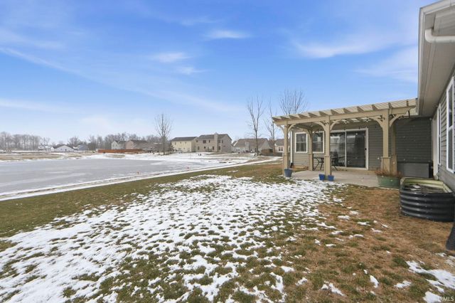 3810 Victoria Lakes Court, New Haven, IN 46774