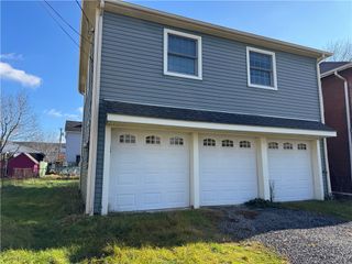 223 Keystone Way, Ellwood City, PA 16117