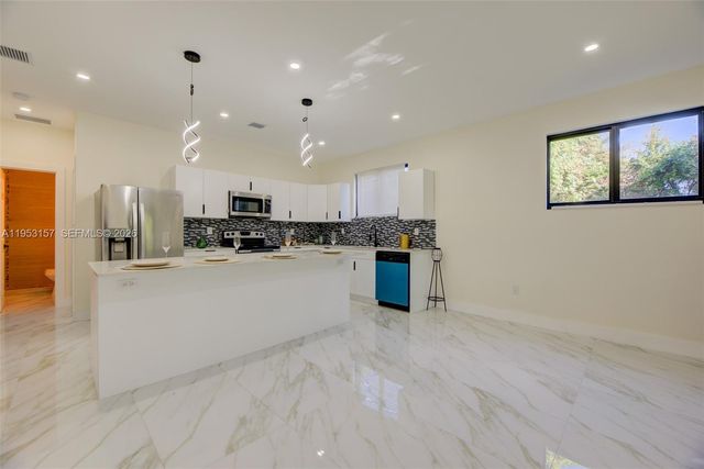 742 NW 70th St 2, Miami, FL 33150