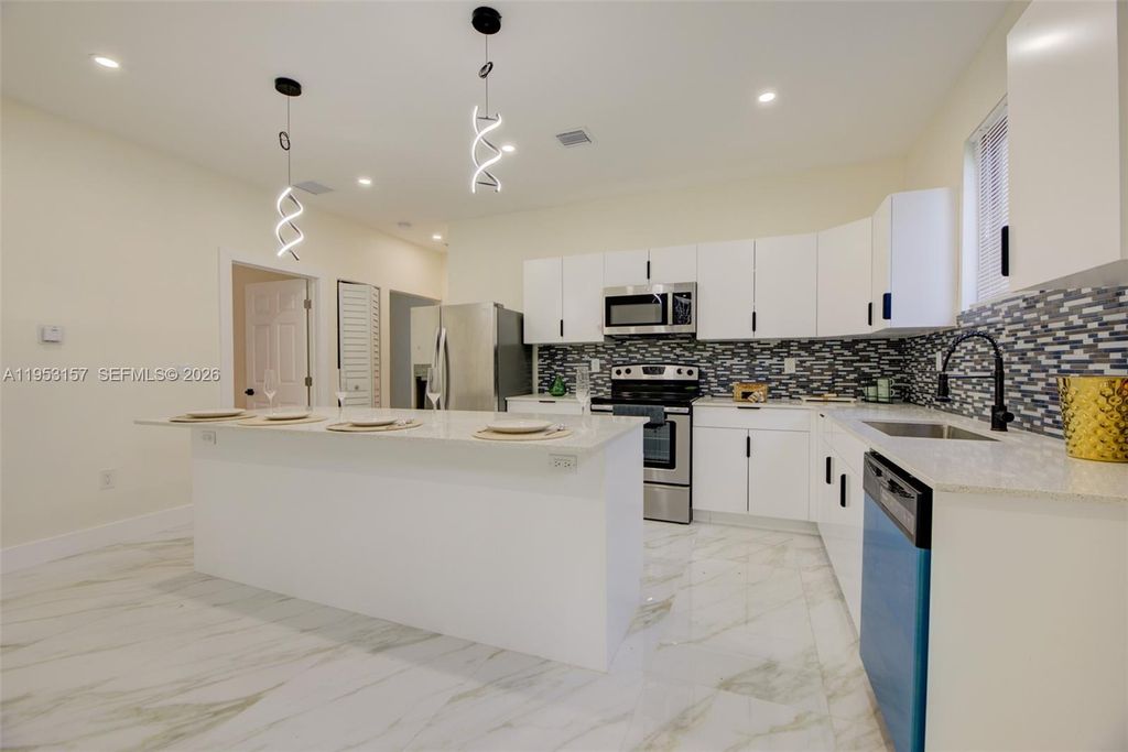 742 NW 70th St 2, Miami, FL 33150