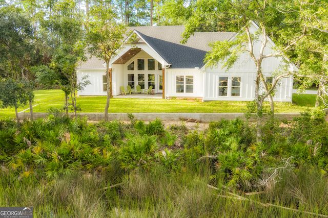 87 Lighthouse Way, Woodbine, GA 31569