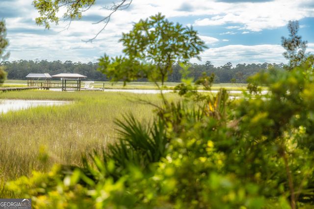 87 Lighthouse Way, Woodbine, GA 31569