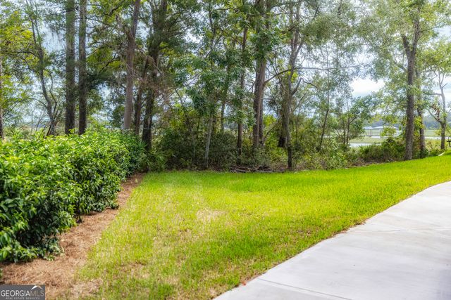 87 Lighthouse Way, Woodbine, GA 31569