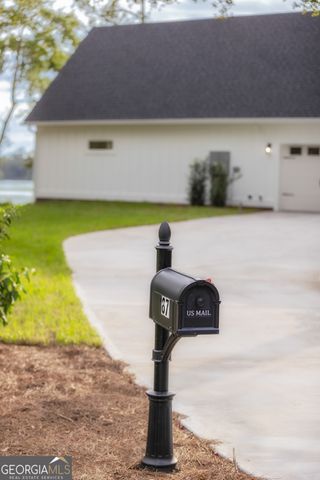 87 Lighthouse Way, Woodbine, GA 31569