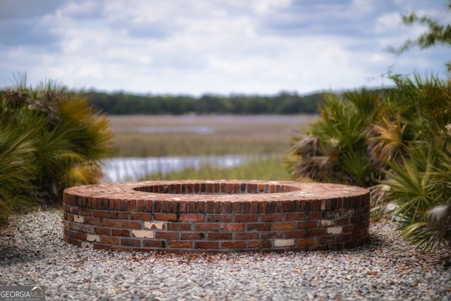 87 Lighthouse Way, Woodbine, GA 31569