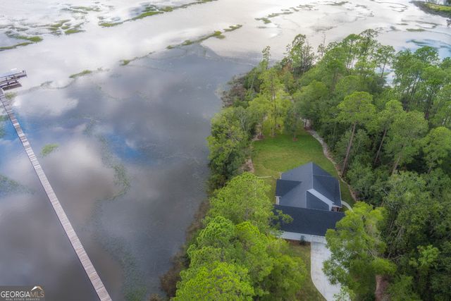 87 Lighthouse Way, Woodbine, GA 31569