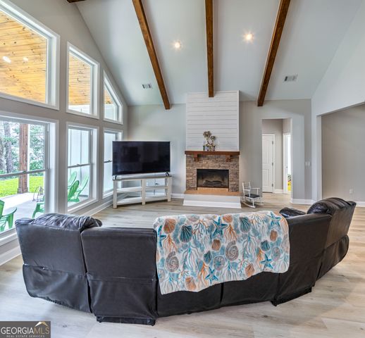 87 Lighthouse Way, Woodbine, GA 31569