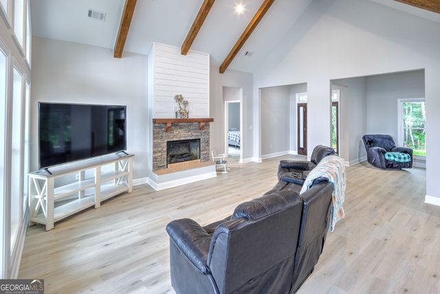 87 Lighthouse Way, Woodbine, GA 31569