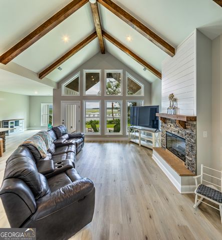 87 Lighthouse Way, Woodbine, GA 31569