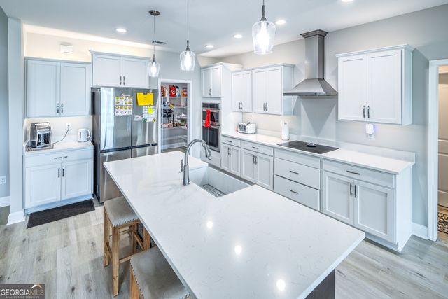 87 Lighthouse Way, Woodbine, GA 31569