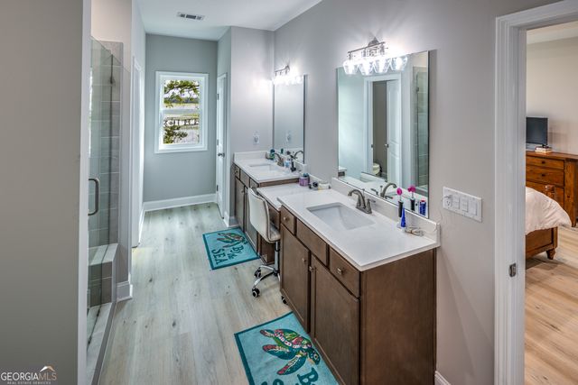 87 Lighthouse Way, Woodbine, GA 31569