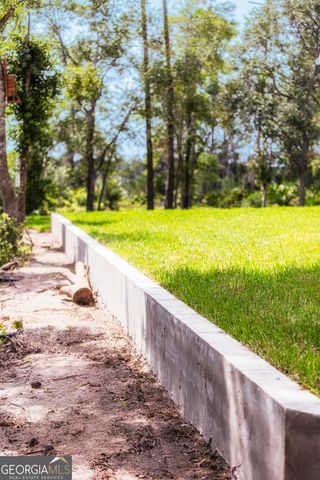 87 Lighthouse Way, Woodbine, GA 31569