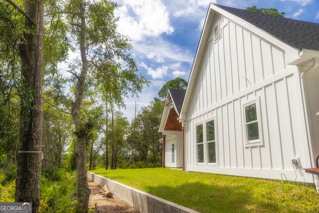 87 Lighthouse Way, Woodbine, GA 31569