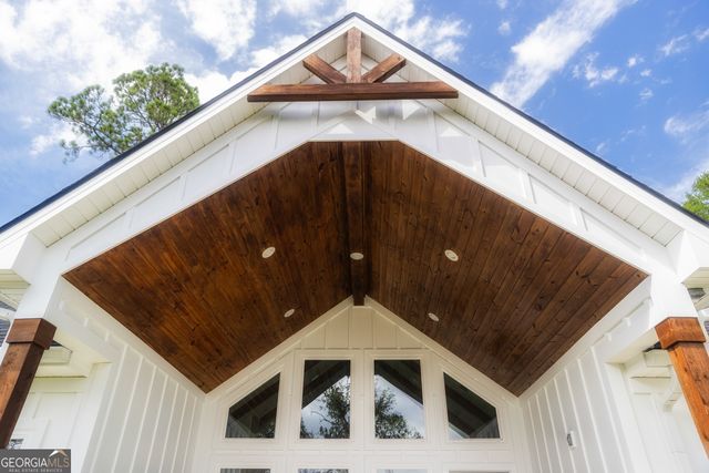 87 Lighthouse Way, Woodbine, GA 31569