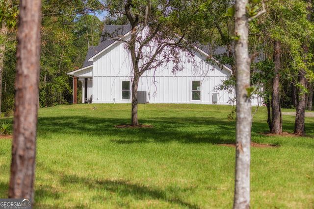 87 Lighthouse Way, Woodbine, GA 31569