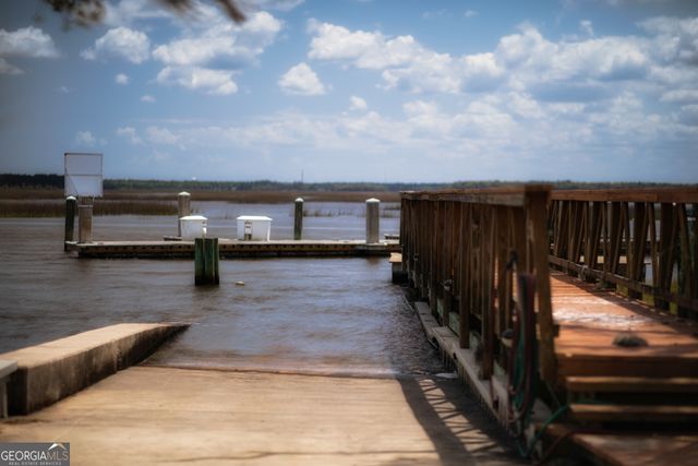 87 Lighthouse Way, Woodbine, GA 31569