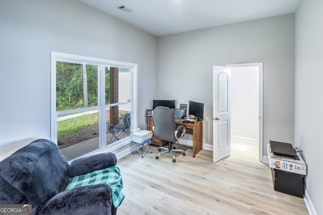 87 Lighthouse Way, Woodbine, GA 31569