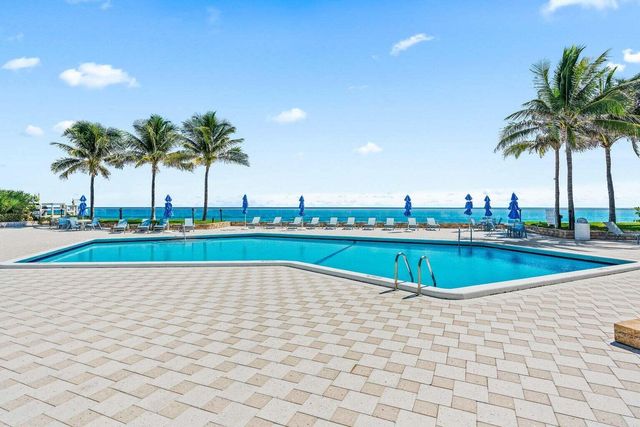 5200 N Ocean Drive 203, Singer Island, FL 33404