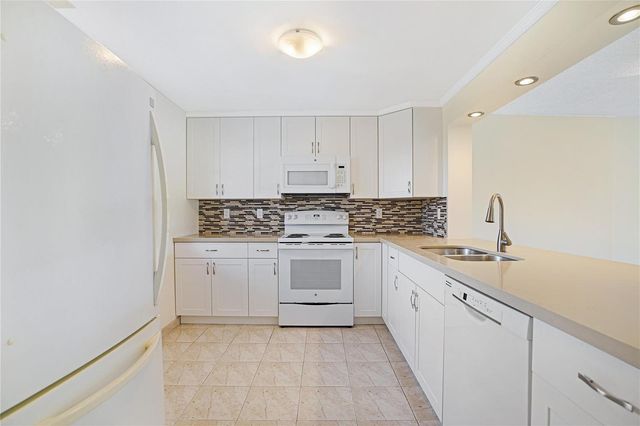 111 SE 3rd Avenue 306, Dania Beach, FL 33004