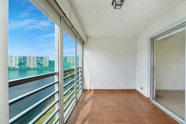 111 SE 3rd Avenue 306, Dania Beach, FL 33004