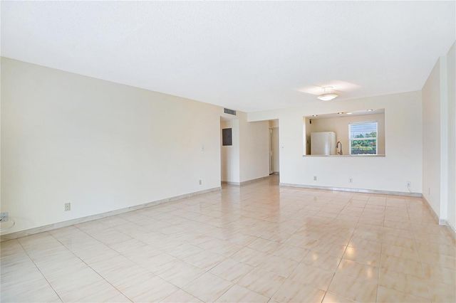 111 SE 3rd Avenue 306, Dania Beach, FL 33004