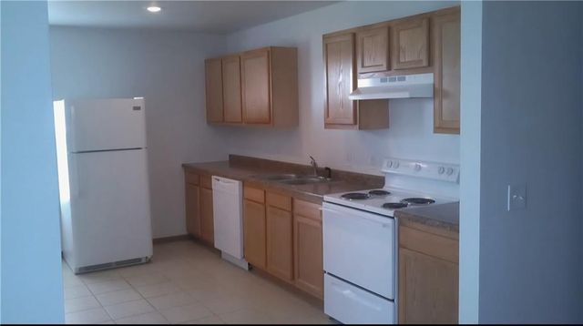 11740 Ridgeway Drive, St Joseph, MO 64505