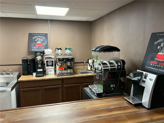 923 Main Street, West Warwick, RI 02893