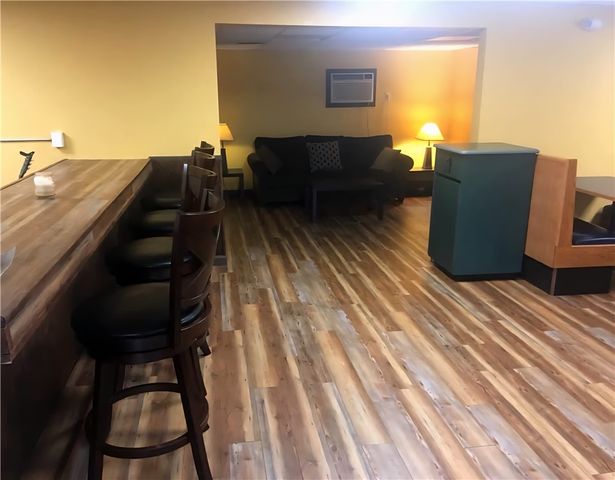 923 Main Street, West Warwick, RI 02893