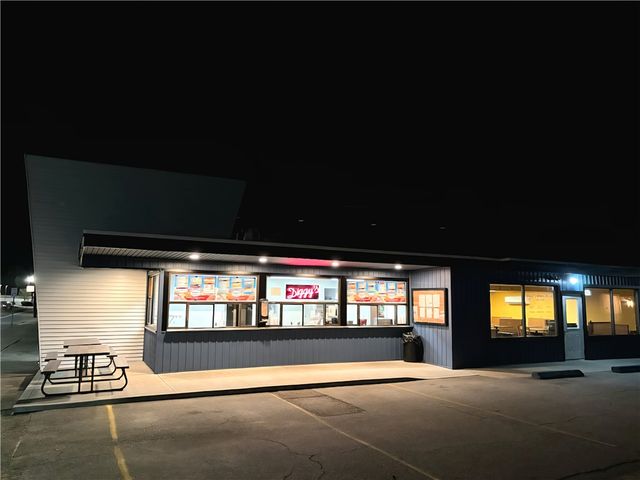 923 Main Street, West Warwick, RI 02893