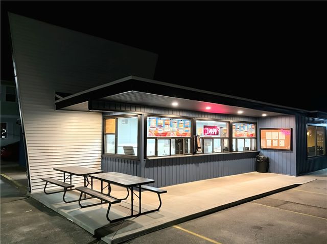 923 Main Street, West Warwick, RI 02893