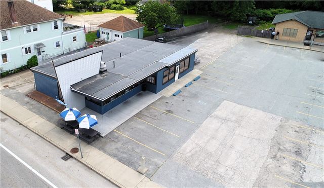 923 Main Street, West Warwick, RI 02893