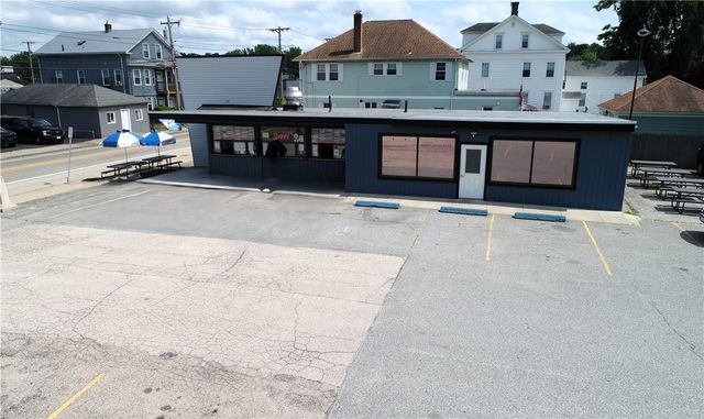 923 Main Street, West Warwick, RI 02893