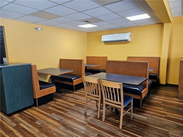 923 Main Street, West Warwick, RI 02893