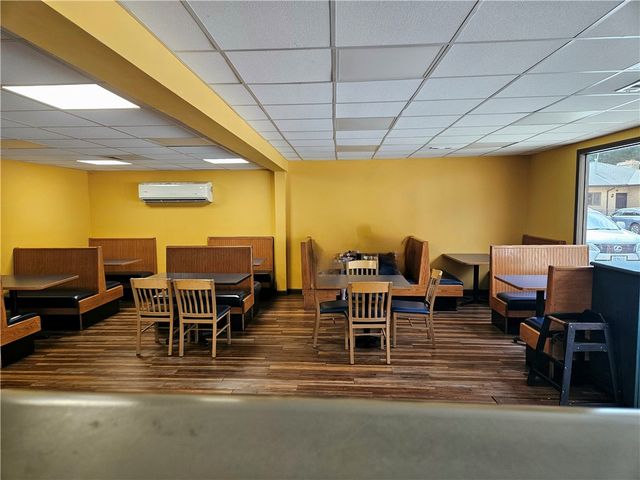 923 Main Street, West Warwick, RI 02893