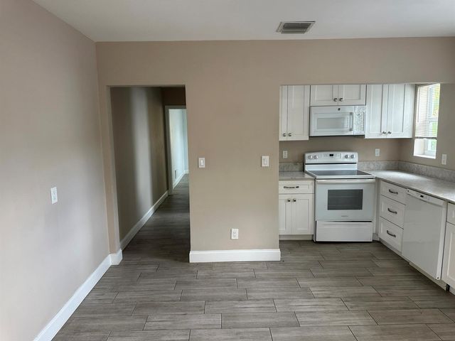 2400 Park Avenue 1, Singer Island, FL 33404