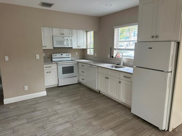 2400 Park Avenue 1, Singer Island, FL 33404