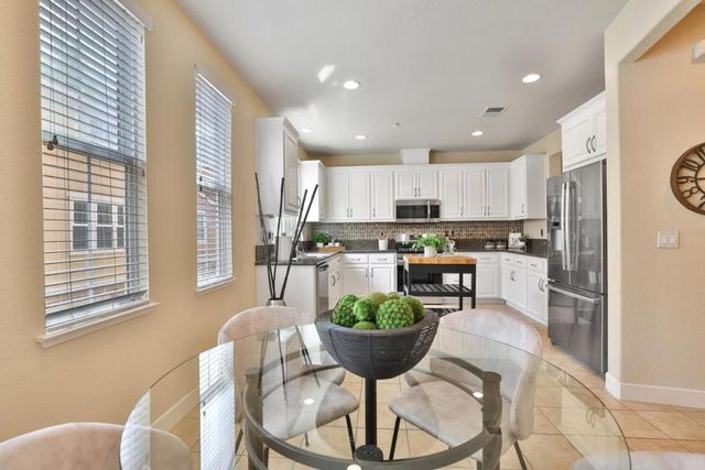 4010 Fitzpatrick Way, Santa Clara, CA 95054